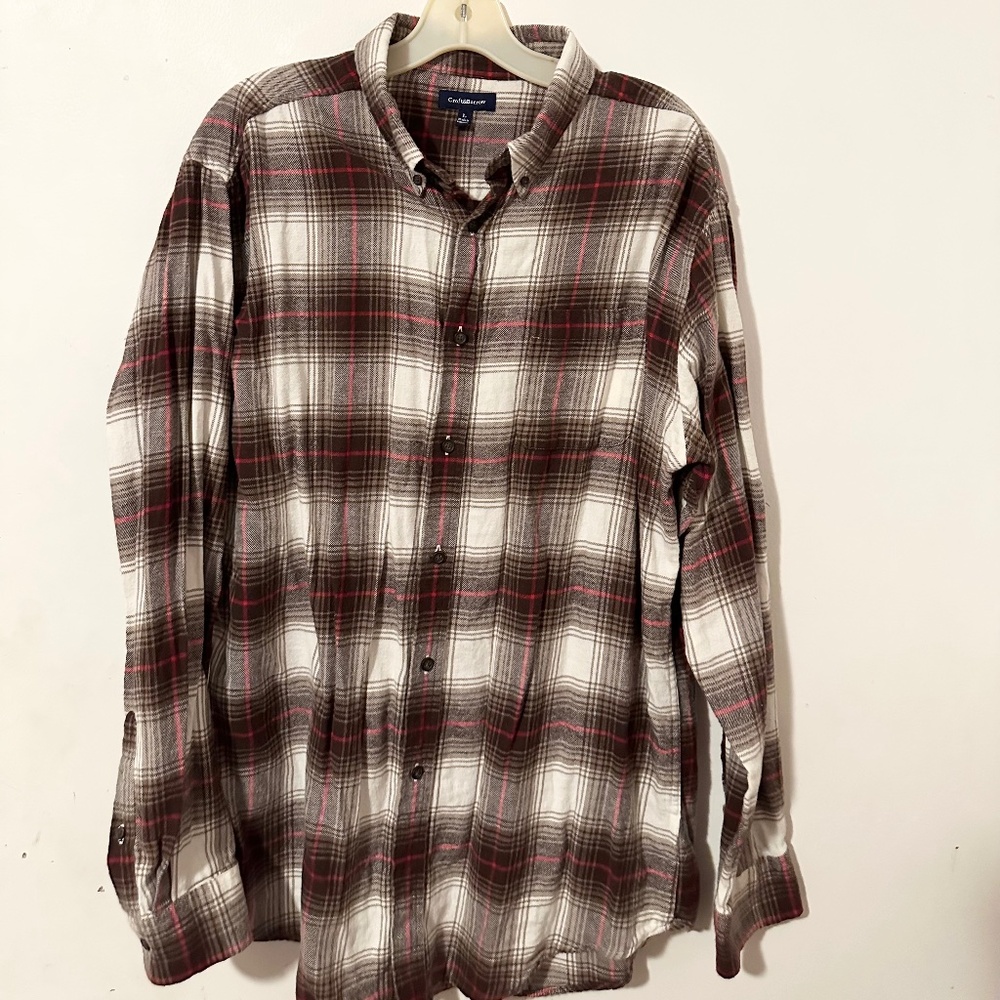 Croft & Barrow Flannel button down long sleeve shirt